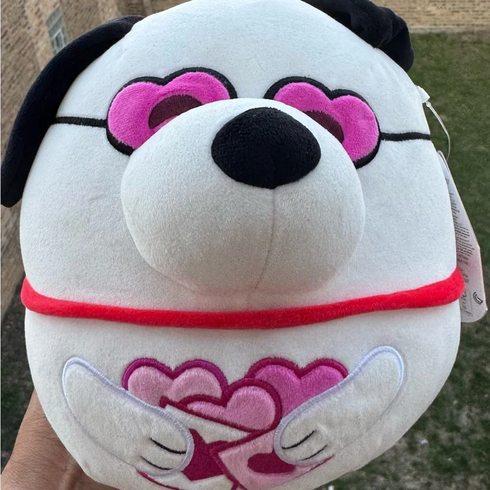 Squishmallows Snoopy Peanuts Plush White with pink hearts